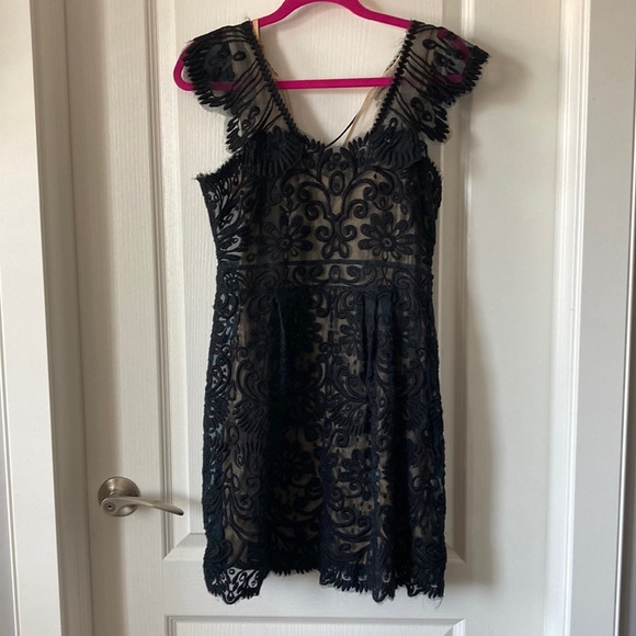 Anthropologie Lace Over Lay Dress with Gold Underslip - Picture 2 of 4